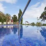 Szálloda Garajau Madeira Hotel Caniço