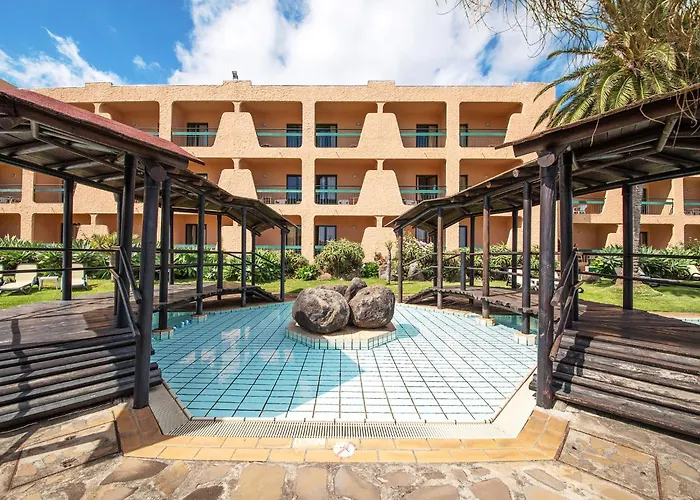 Dom Pedro Garajau Hotel 3*