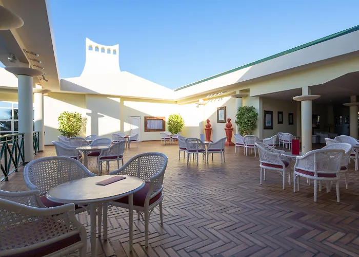 Hotel Dom Pedro Garajau 3*