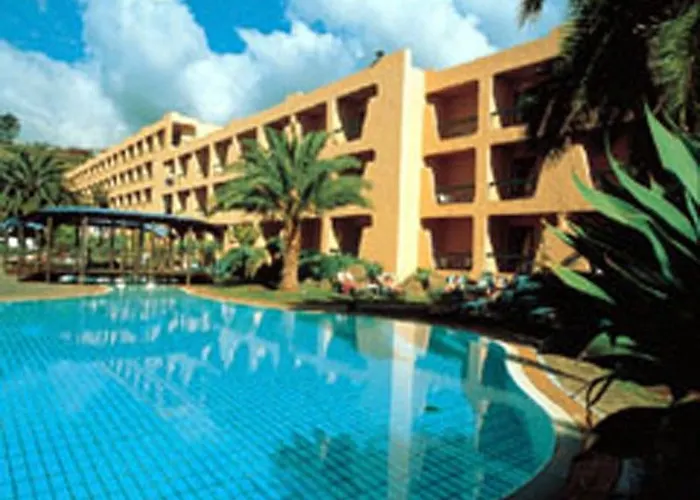 Hotel Dom Pedro Garajau