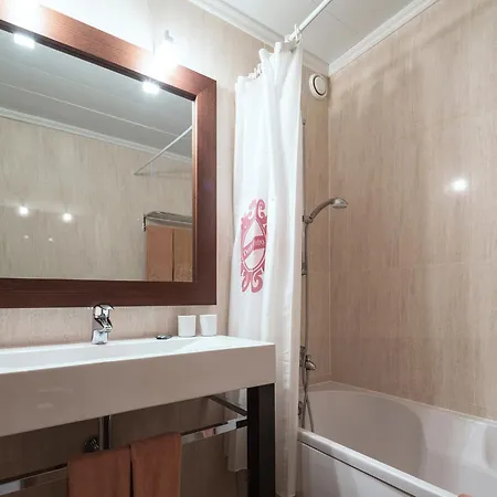 Dom Pedro Garajau Otel 3*