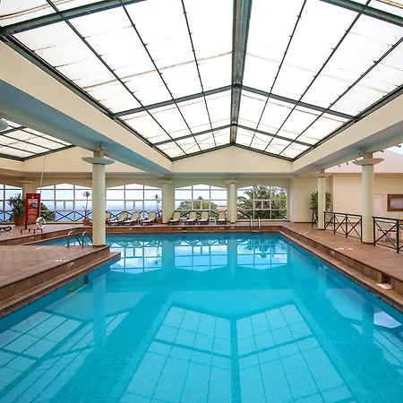 Dom Pedro Garajau 3*