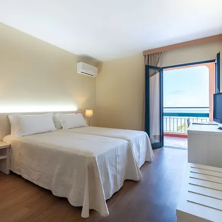 Dom Pedro Garajau Hotel 3*