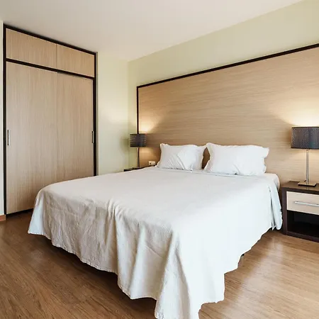 Dom Pedro Garajau Otel