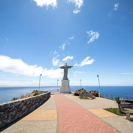 Hotel Dom Pedro Garajau 3*