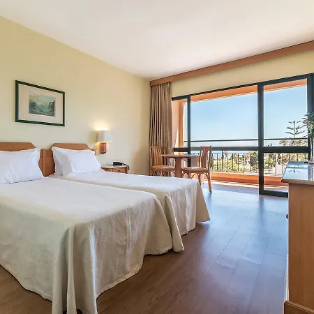 מלון Garajau Madeira Hotel 3*